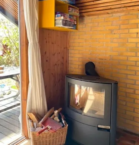 Simple With Access To And Heathland بيت للعطل